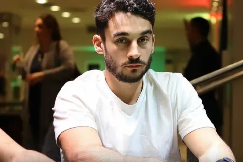 Júlio Fantin foi um dos campeões da noite no WCOOP
