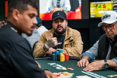 Marcelo Inácio largou na frente no Main Event
