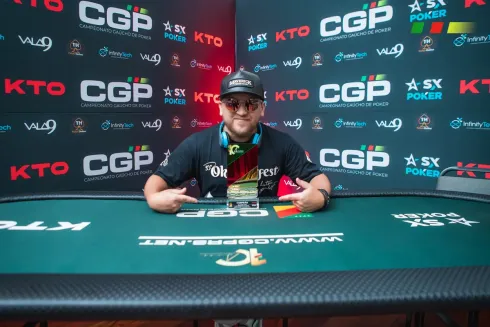 Gedivan Santos, campeão do Deep Stack do CGP Gramado
