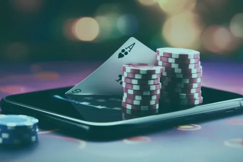 Saiba mais sobre o poker online
