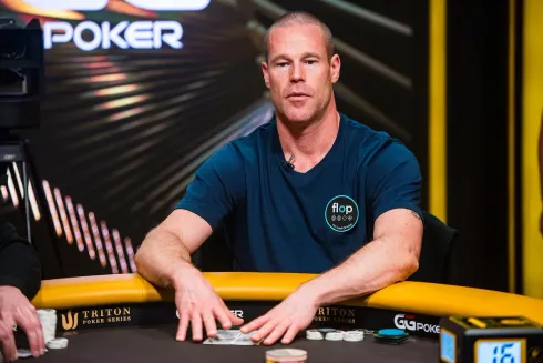 Patrik Antonius tem enorme vantagem para os demais adversários (Foto: Joe Giron/Triton Poker)
