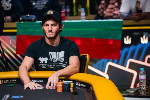 Jonathan Jaffe possui enorme vantagem na mesa final (Foto: Joe Giron/Triton Poker)
