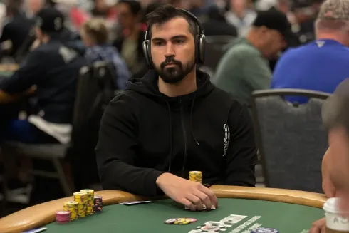 Gabriel Moura já está garantido no Dia 2 do WPT Prime Championship
