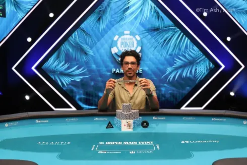 Pablo Brito, campeão do Super Saver Invitational da WSOP Paradise
