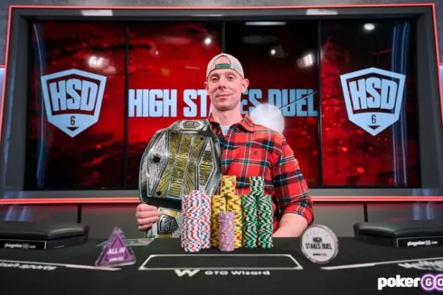 Matt Berkey foi nomeado campeão do High Stakes Duel 6 (Foto: PokerGO)
