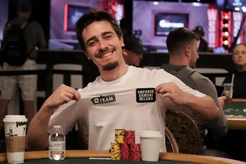 Felipe Ketzer está sorrindo à toa na estreia em Las Vegas
