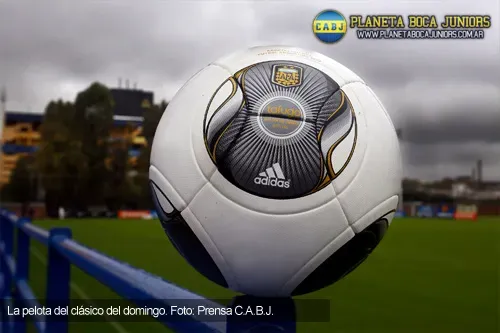 Pelota-Boca-River