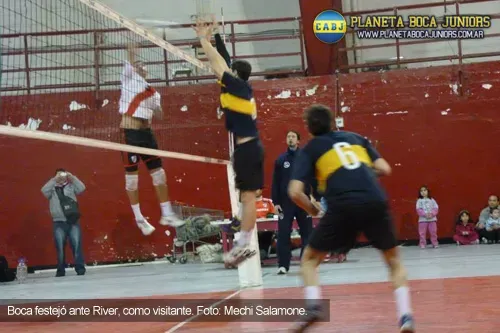 Voley