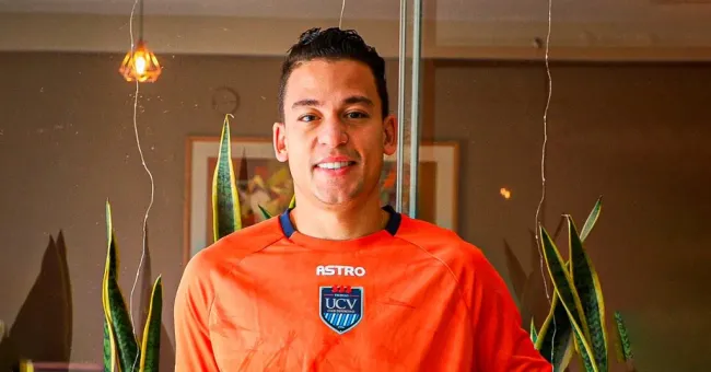 Cristian Benavente y César Vallejo. (Foto: César Vallejo)