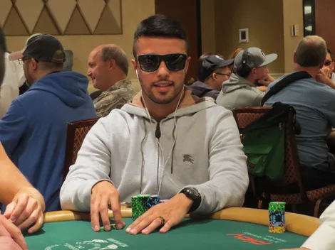 WSOP: Rafael Reis recebe hero call bizarro e quase cai da cadeira: "are you crazy, man?"