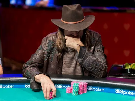 Chris Ferguson sofre dois coolers e fica short na FT do Evento #31 da WSOP