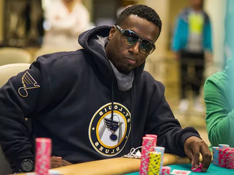 Recordista do WSOP Circuit leva Royal Flush contra top full house e recebe falinha de "reclamão"