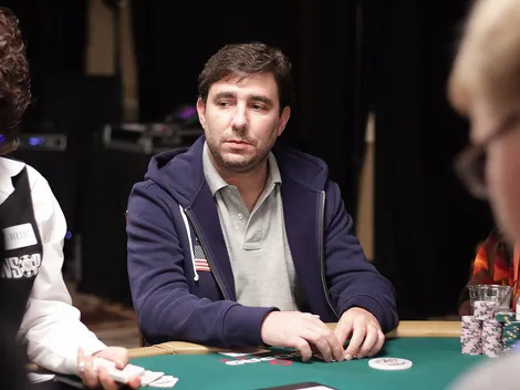 Renato Valentim faz mesa final do US$ 530 Bounty Builder High Roller do PokerStars