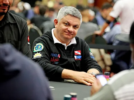 Piragibe Lindolfo lidera os classificados para o Dia 2 do Seniors do BSOP Millions