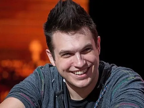 Doug Polk atinge marca importante e ganha botão prateado do Youtube; entenda