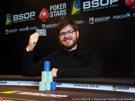 Thiago Crema bate Fabiano Kovalski em disputa 4bet x Samba e vence Top do Brasil no BSOP Brasília