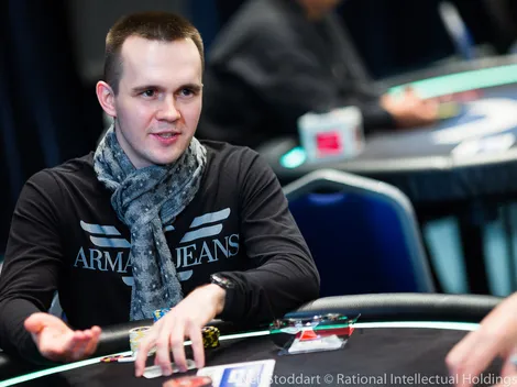 Mikita Badziakouski lidera field estrelado do Super High Roller de € 100.000 do EPT Monte Carlo