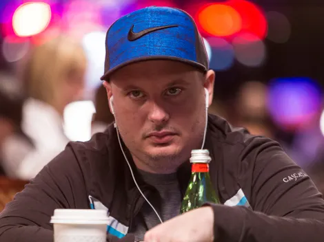 Paul Volpe acerta quadra de A, mas "esquece de apostar" no Main Event da WSOP