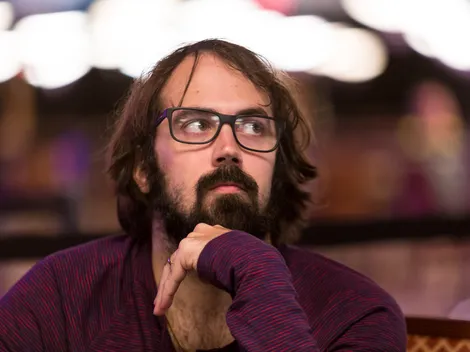 Fraldas trocadas por Jason Mercier podem render tíquetes no partypoker; entenda