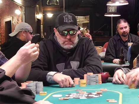 WSOP: batendo restrição de idade no limite, americano faz reta final no Seniors