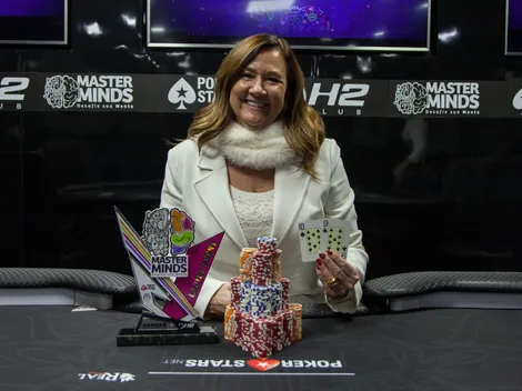 Beth Rodrigues é a grande campeã do torneio Ladies do MasterMinds