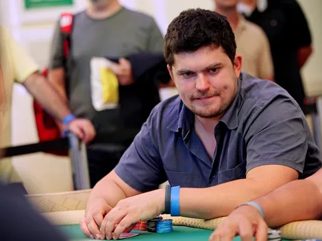 Recordista de anéis avança entre os maiores stacks no Dia 1B do Main Event da WSOP Brazil Rio