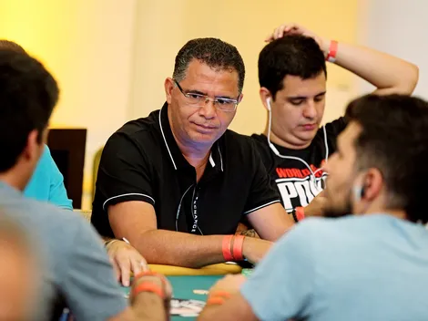 Em all in pré-flop com AA, Roberly Felício vê flop horrível e cai no Main Event da WSOP Brazil Rio