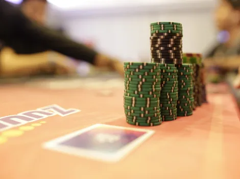 NPS Fortaleza: straight flush x full house agita início do Main Event