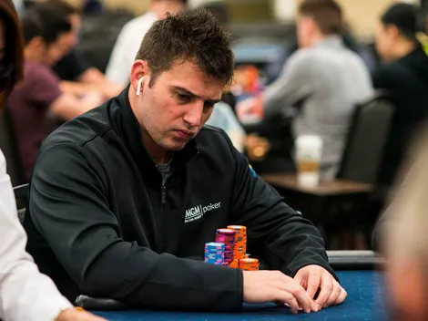 Darren Elias lidera mesa final do L.A. Poker Classic buscando feito histórico