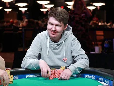 Denis Strebkov é campeão do Evento #4 da High Roller Series