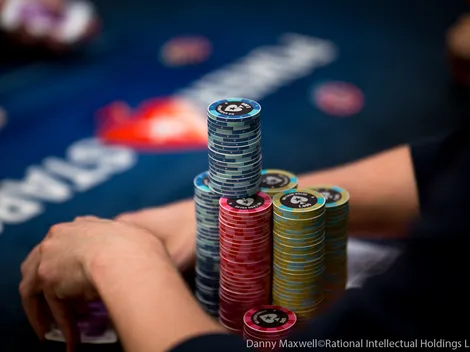 All in triplo resulta em pote gigantesco e formação da mesa final da High Roller Series