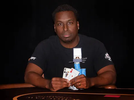 Maurice Hawkins conquista 14º anel da WSOP e amplia recorde