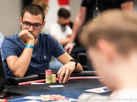 Rui Ferreira dá hero call ousado em overbet heads-up; você pagaria?