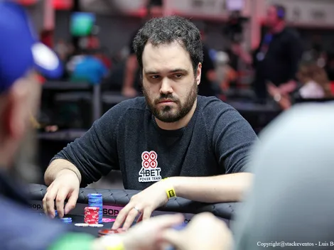 Bernardo Dias sofre com broca e cai na FT do Sunday ME da WSOPC Series