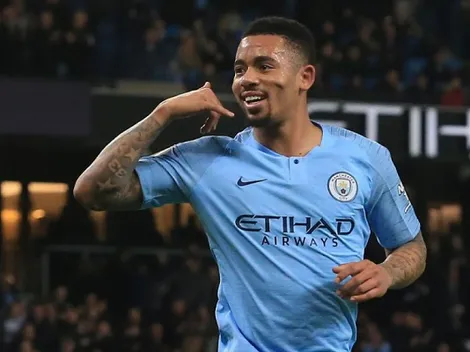 Em temporada de sucesso, Gabriel Jesus é fã de poker e joga com Neymar