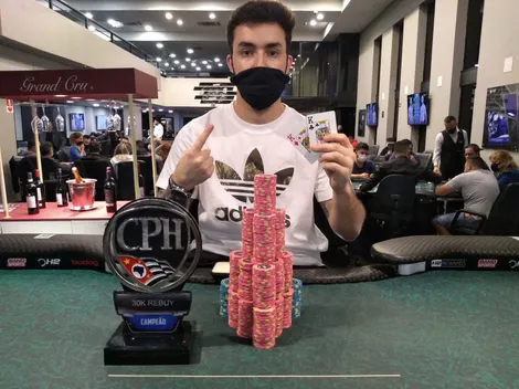 Matheus Cardoso leva a melhor no 30K Rebuy do CPH