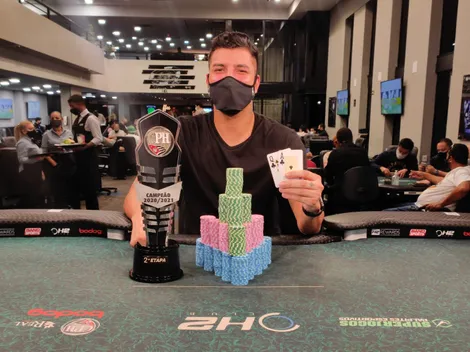 Marcelo Medeiros vira heads-up e é o grande campeão do Main Event do CPH