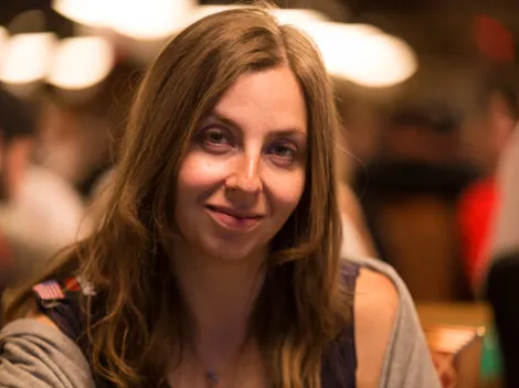 Com JJ, Maria Konnikova leva um out e cai de forma cruel no Main Event da WSOP