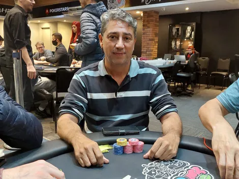 Fabio Claudino puxa a fila no Dia 1C do Main Event do MasterMinds