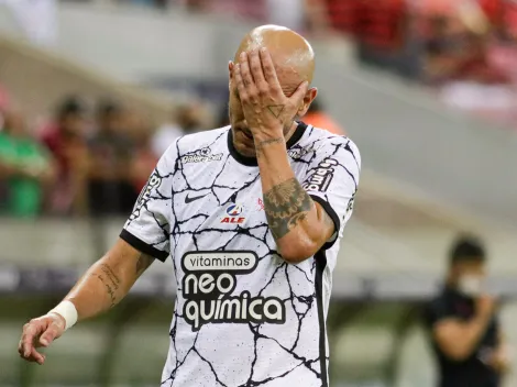 Fábio Santos faz pedido ao elenco do Corinthians após goleada no Maracanã 