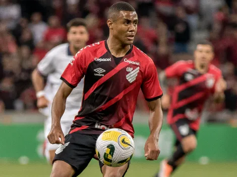 Erick rasga elogios ao Athletico e expõe ‘culpado’ pela classificação na Copa do Brasil