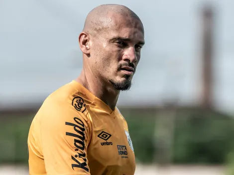 Lesão de Maicon vem à tona e Santos expõe interesse em defensor do Grêmio 