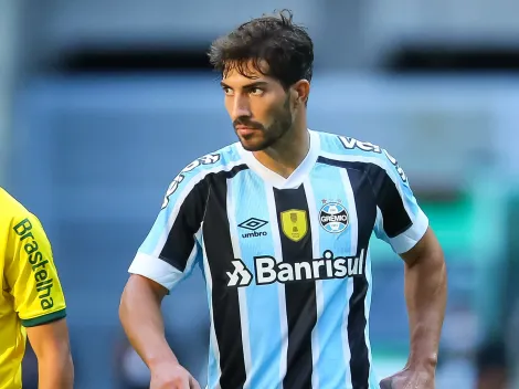 Após rumor sobre saída do Grêmio, Lucas Silva comunica decisão final à torcida