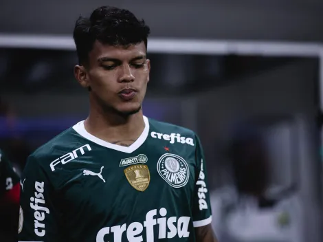 Saída de Veron abre espaço para joia da base ganhar chance no Palmeiras