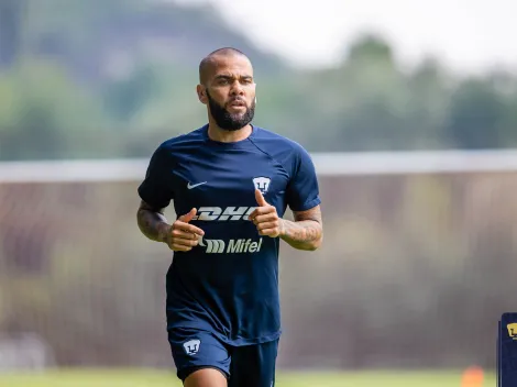 Daniel Alves não foge da raia e revela porque fechou com Pumas