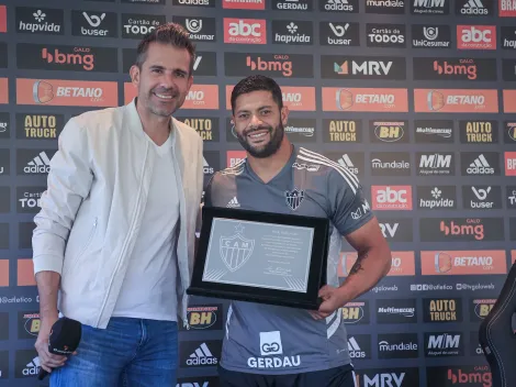 Homenageado por atingir 100 jogos pelo Atlético, Hulk é ‘desafiado’ por ídolo da Massa