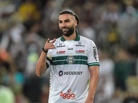 Léo Gamalho ‘abre a porteira’ e Coritiba prepara novidades para decisão no Brasileirão