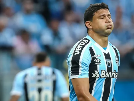 Elkeson levanta polêmica com arbitragem e ‘manda a real’ para torcida do Grêmio
