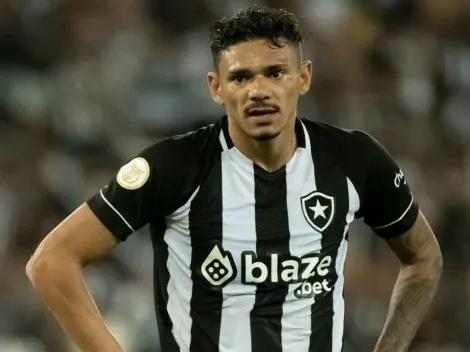 “Sombra de Tiquinho Soares”; Botafogo vai fechar com ‘camisa 9’ por cinco anos