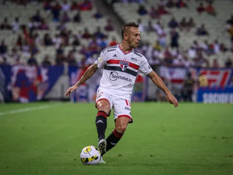 Rafinha surpreende jogando improvisado e vira assunto nos bastidores do São Paulo